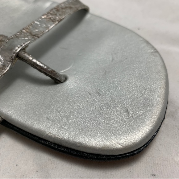 NOS Vaneli 11 distressed silver leather sandals - Picture 3 of 8